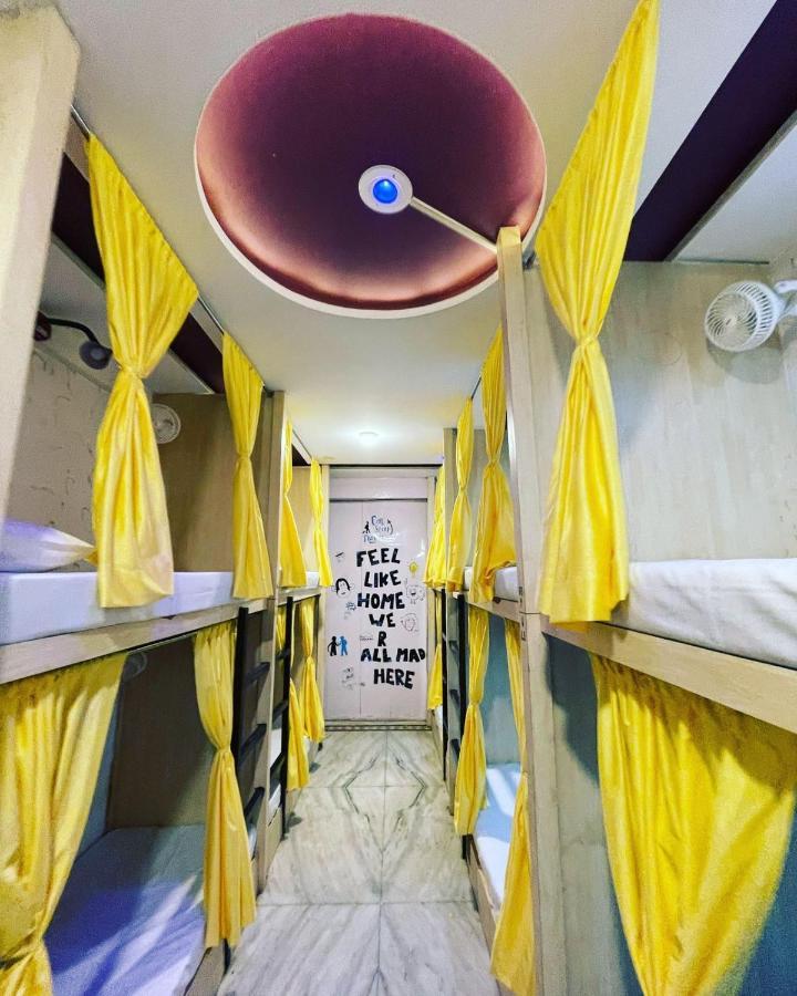 Travel Monkey Hostel อัครา ภายนอก รูปภาพ