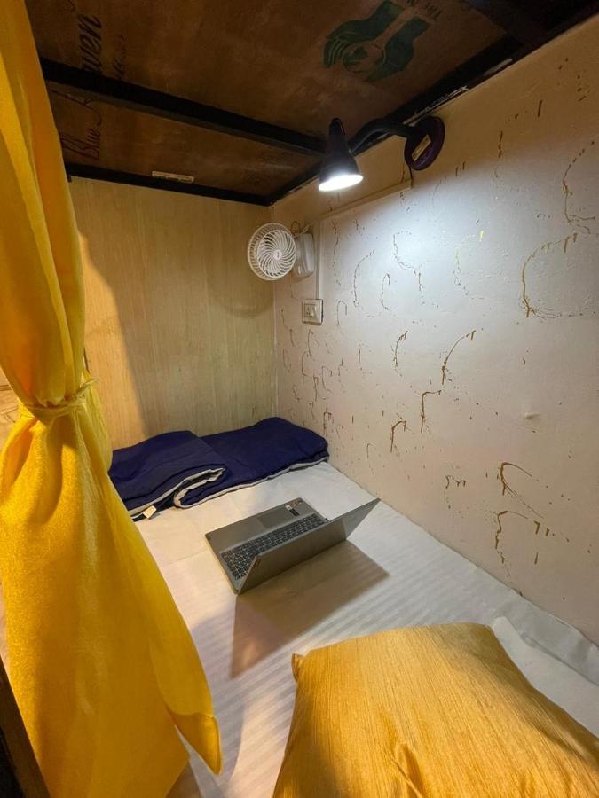 Travel Monkey Hostel อัครา ภายนอก รูปภาพ