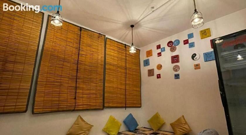 Travel Monkey Hostel อัครา ภายนอก รูปภาพ